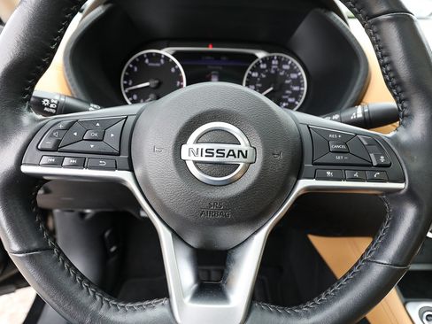 Used 2022 Nissan Sentra SV w/ SV Premium Package FWD image 14