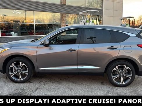 Used 2024 Acura RDX SH-AWD w/ Advance Package image 3