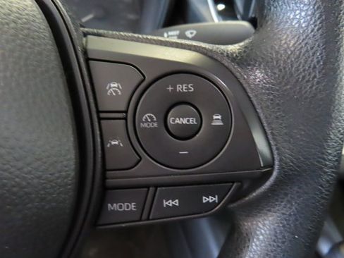 Used 2024 Toyota Corolla LE image 21