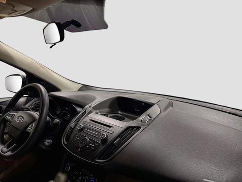 Used 2018 Ford Escape SE FWD image 23