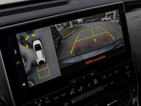 Used 2024 Toyota bZ4X Limited image 19