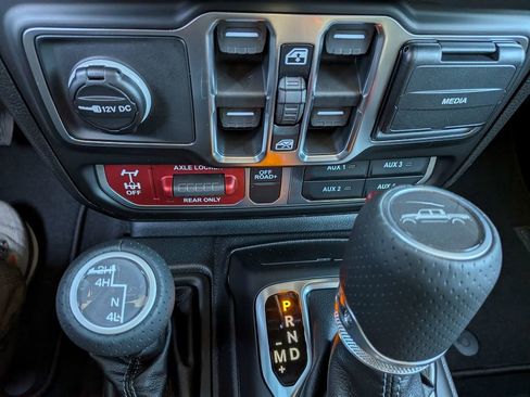 New 2026 Jeep Gladiator Mojave image 26