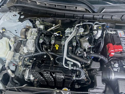 Used 2024 Nissan Altima 2.5 SR image 30