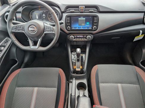 Certified 2025 Nissan Versa SR w/ Trunk Package image 9