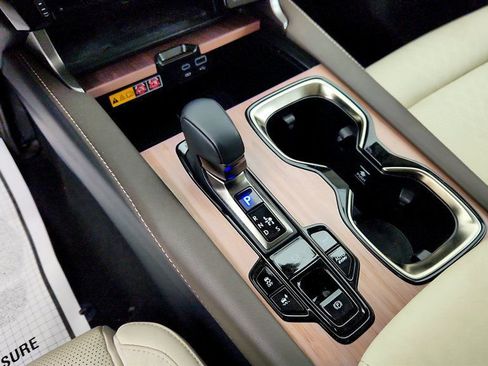 Used 2024 Lexus RX 450h AWD w/ Convenience Package image 16