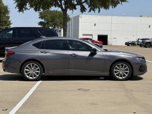 Used 2023 Acura TLX FWD image 3