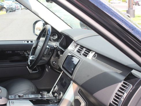 Used 2019 Land Rover Range Rover Supercharged image 21