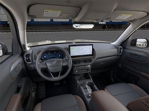New 2025 Ford Bronco Sport Outer Banks w/ Outer Banks Tech Package+ image 9