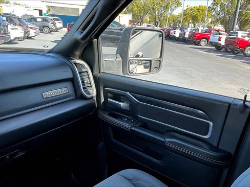 Used 2024 RAM 2500 Big Horn image 16