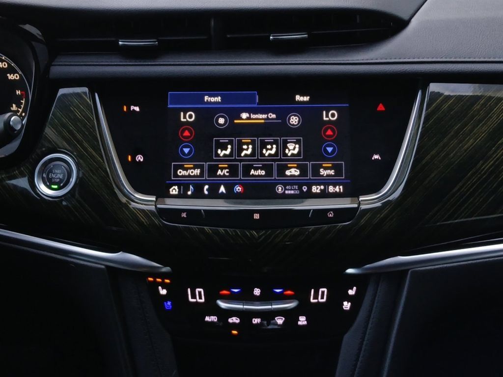 Used 2021 Cadillac XT6 Premium Luxury FWD image 4