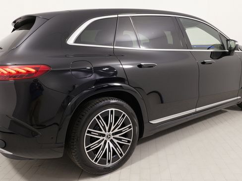 Used 2023 Mercedes-Benz EQS 580 4MATIC SUV image 11