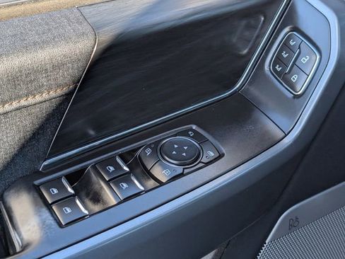 Used 2024 Ford F150 Lariat image 21