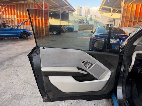 Used 2017 BMW i3 RWD image 14