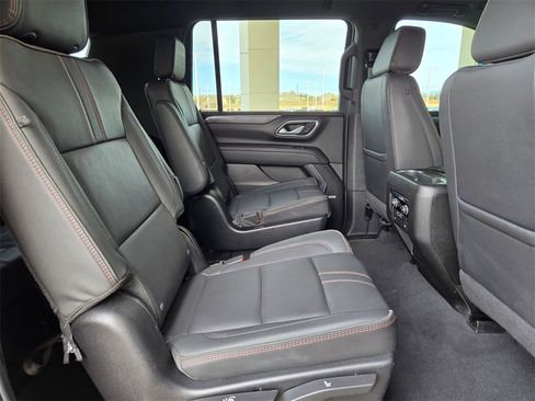 Used 2024 Chevrolet Suburban RST w/ Luxury Package image 29