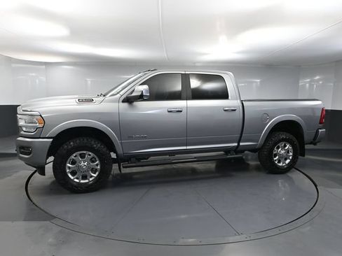 Used 2022 RAM 2500 Laramie AWD/4WD image 12