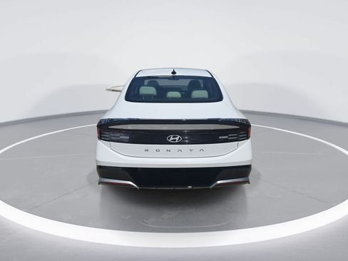Used 2025 Hyundai Sonata SEL FWD image 7