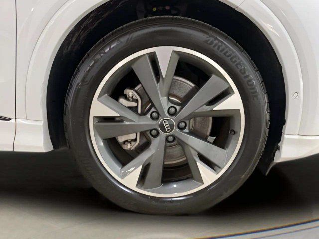 Used 2024 Audi Q4 e-tron Premium Plus w/ Premium Plus AWD/4WD image 99