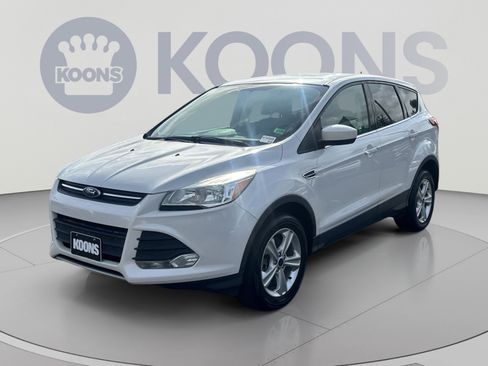 Used 2016 Ford Escape SE AWD/4WD image 1