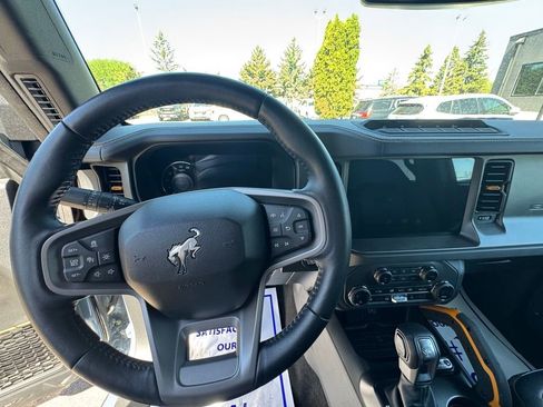 Used 2024 Ford Bronco Badlands AWD/4WD image 24