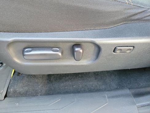 Used 2020 Toyota Tacoma SR5 image 22