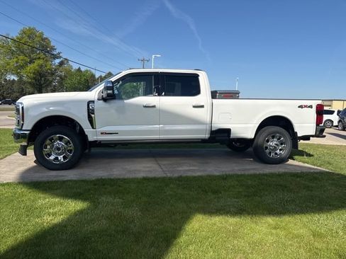 New 2026 Ford F350 Lariat w/ Lariat Ultimate Package AWD/4WD image 10