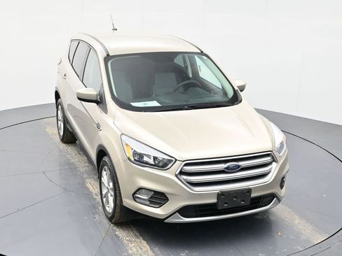 Used 2017 Ford Escape SE w/ SE Cold Weather Package image 39