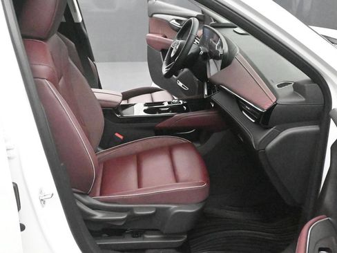 Certified 2026 Buick Envision Sport Touring AWD/4WD image 11