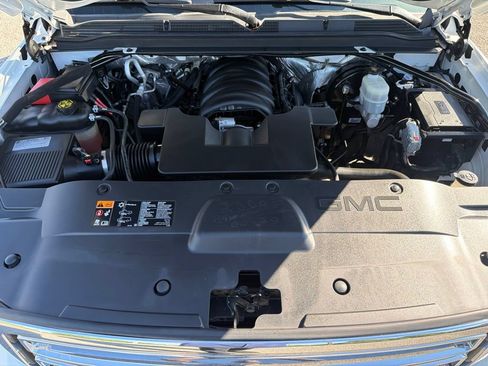 Used 2016 GMC Yukon SLT w/ Open Road Package RWD image 13