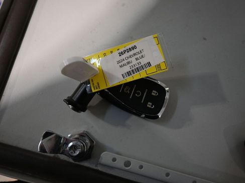 Used 2024 Chevrolet Malibu LT image 17