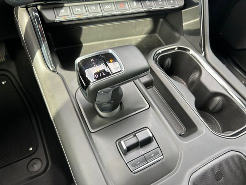 Used 2023 GMC Sierra 1500 AT4X image 22