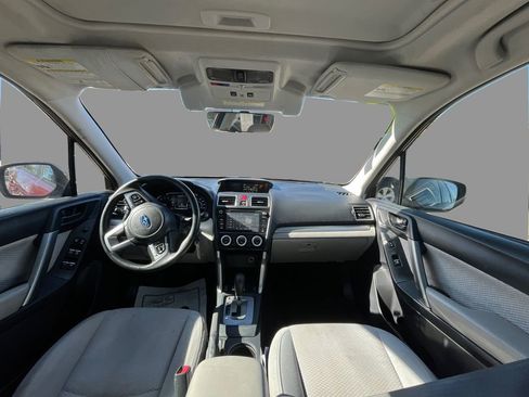 Used 2018 Subaru Forester 2.5i Premium image 9