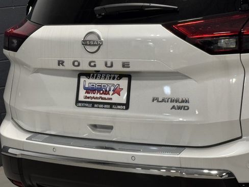 New 2026 Nissan Rogue Platinum w/ Platinum Premium Package AWD/4WD image 19