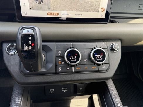 Used 2021 Land Rover Defender 110 X-Dynamic HSE image 36