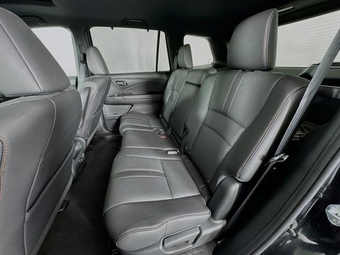 Certified 2023 Honda Passport TrailSport image 25