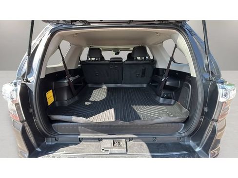 Used 2022 Toyota 4Runner Limited RWD image 32