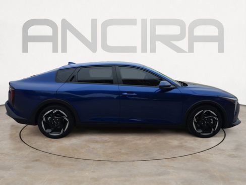 Certified 2025 Kia K4 EX image 9