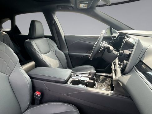 Used 2026 Lexus RX 350 FWD w/ Accessory Package (Z1) image 16