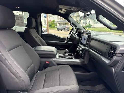 Certified 2025 Ford F150 XLT w/ Equipment Group 302A MID AWD/4WD image 33