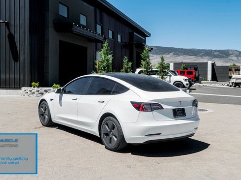 Used 2022 Tesla Model 3 Long Range AWD/4WD image 8