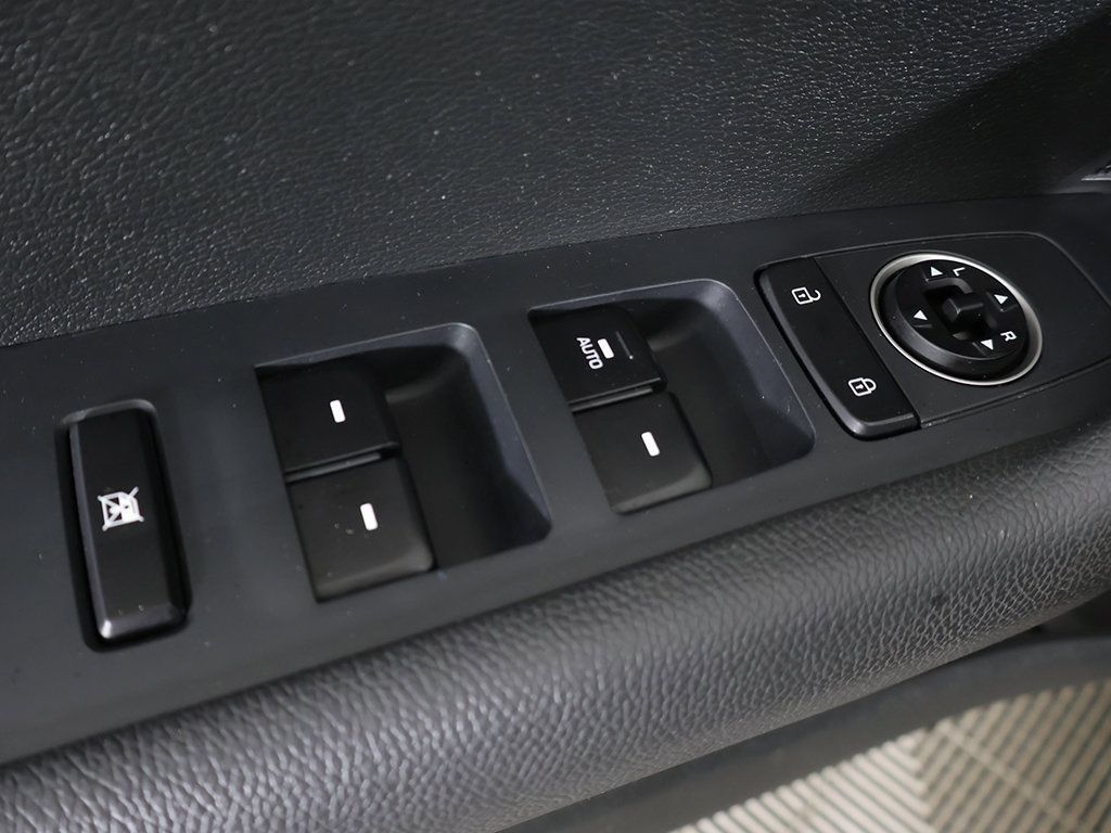 Used 2018 Hyundai Sonata SE FWD image 34