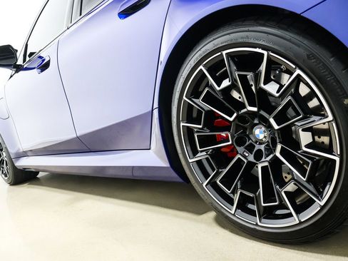 Used 2025 BMW M5 Touring image 26