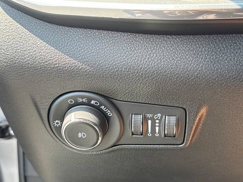 Used 2024 Jeep Compass Limited AWD/4WD image 28