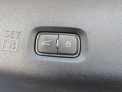 Used 2025 Ford Expedition Platinum AWD/4WD image 36