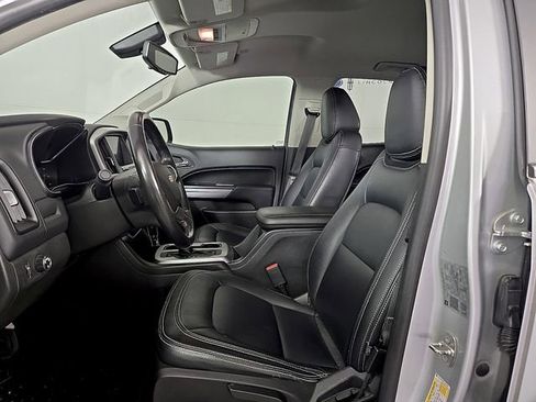 Used 2020 Chevrolet Colorado LT RWD image 12