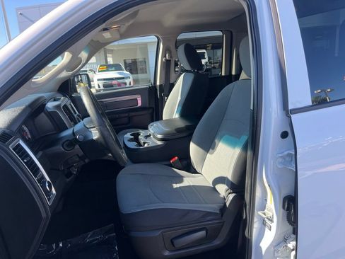 Used 2024 RAM 1500 Classic SLT AWD/4WD image 25