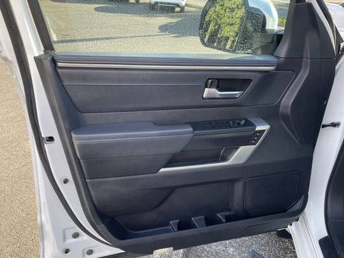 Certified 2023 Toyota Sequoia Platinum AWD/4WD image 14
