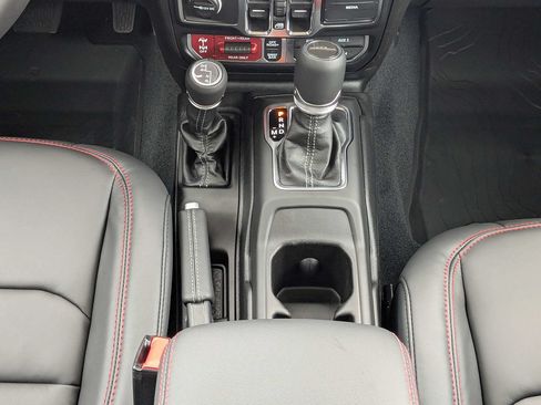 New 2026 Jeep Gladiator Rubicon AWD/4WD image 19