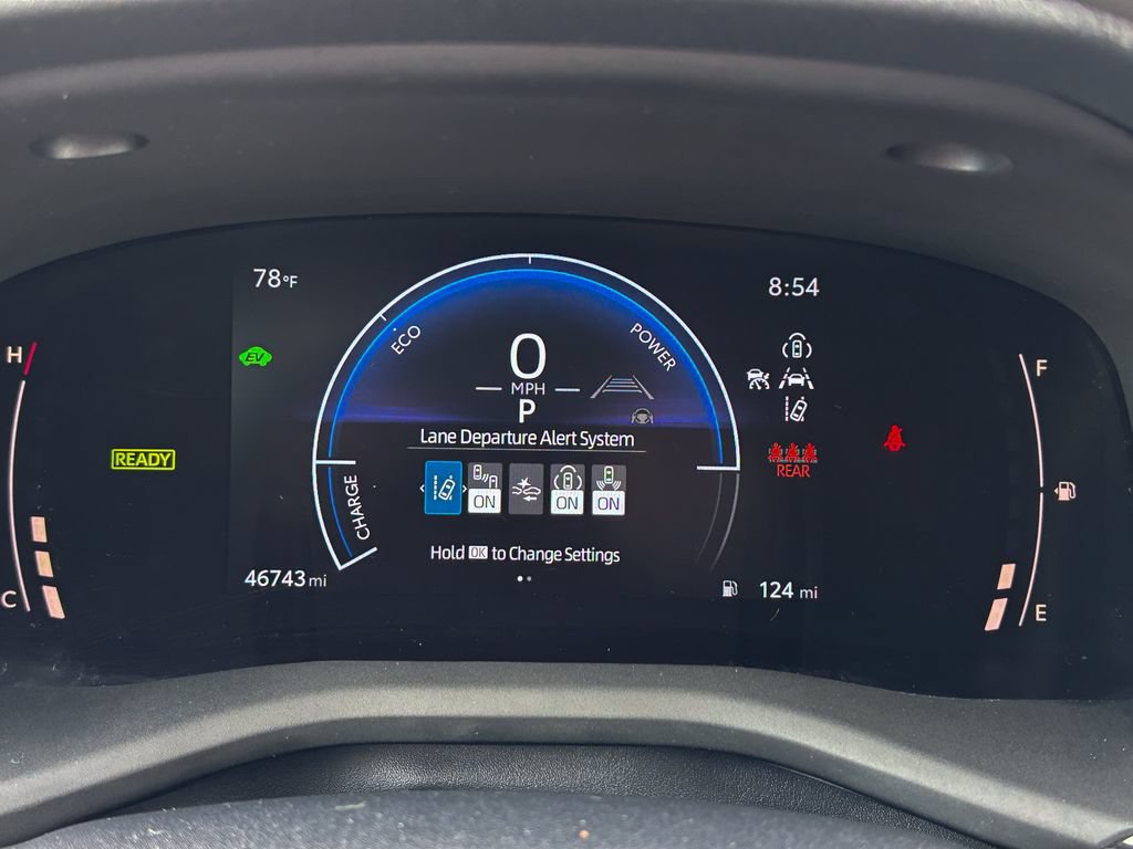 Used 2025 Toyota Camry LE FWD image 30