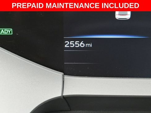 Certified 2025 Toyota Prius LE FWD image 17