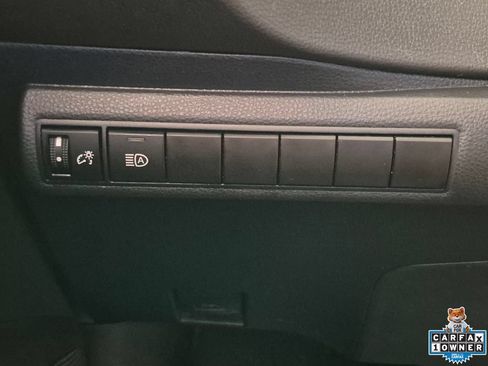 Used 2024 Toyota Corolla LE FWD image 18